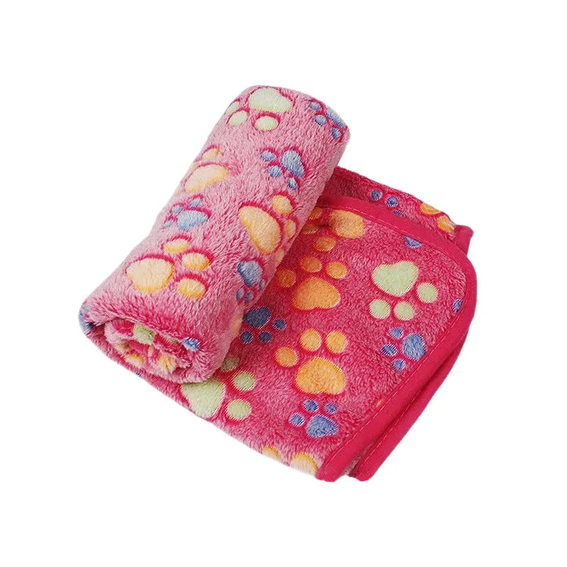 Soft Coral Fleece Pet Blanket - Warm Comfortable Mat for Dogs and Cats